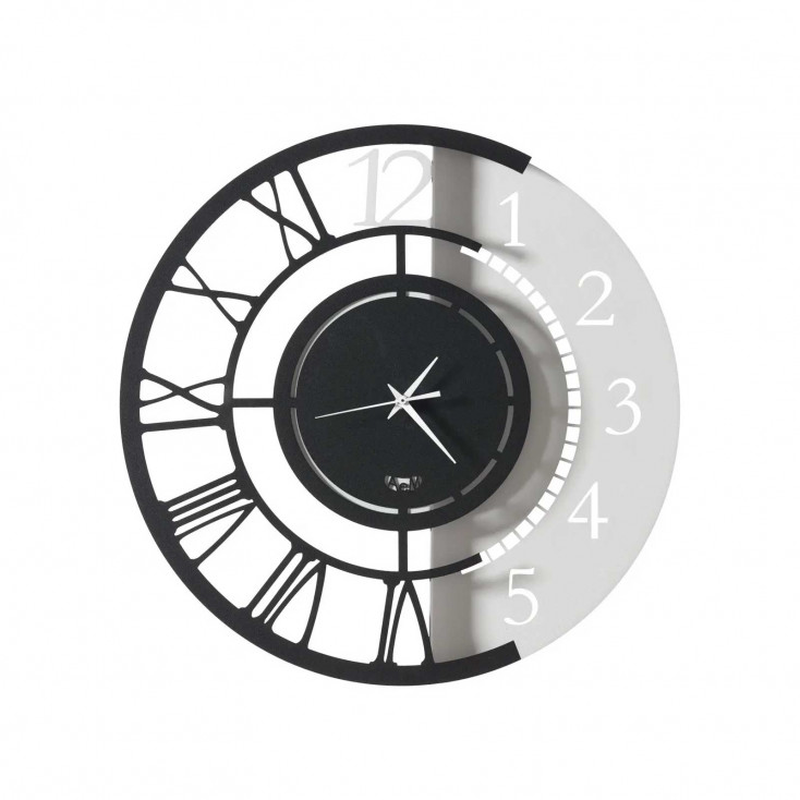 Orologio da parete piccolo doppia numerazione in metallo dalle linee moderne