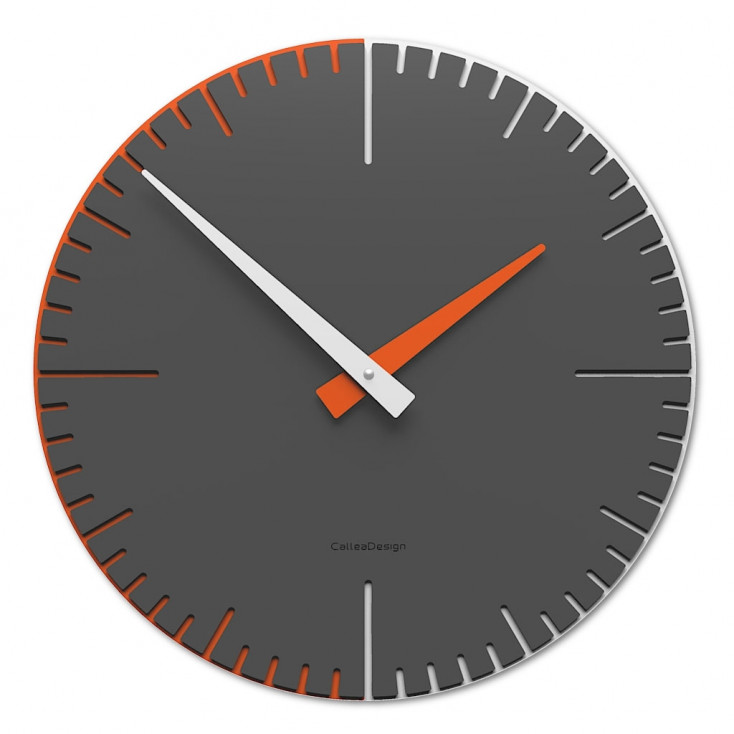 Orologio da parete rotondo in legno dal design moderno