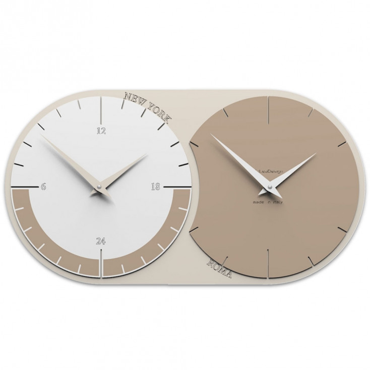 Orologio da parete in legno con fuso orario