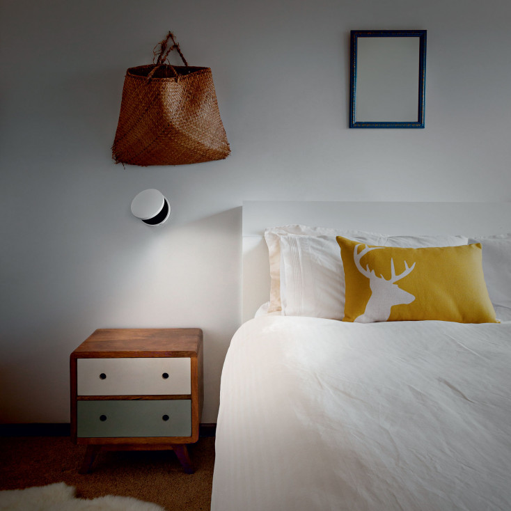 Applique da parete a LED dimmerabile con struttura in metallo in stile moderno