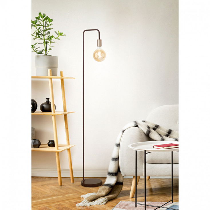 Piantana di design in metallo con portalampada in finitura ottone invecchiato