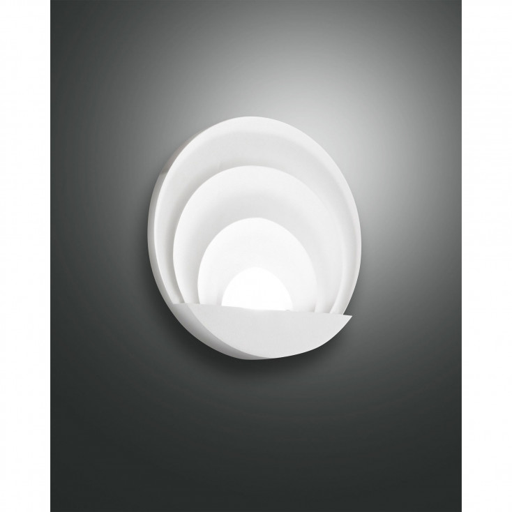 Lampada da parete a LED con struttura in alluminio dal design moderno