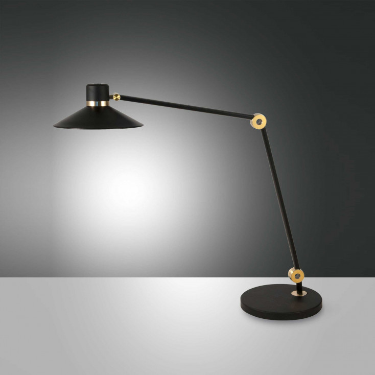 Lampada da scrivania a LED struttura e paralume in metallo dalle linee moderne