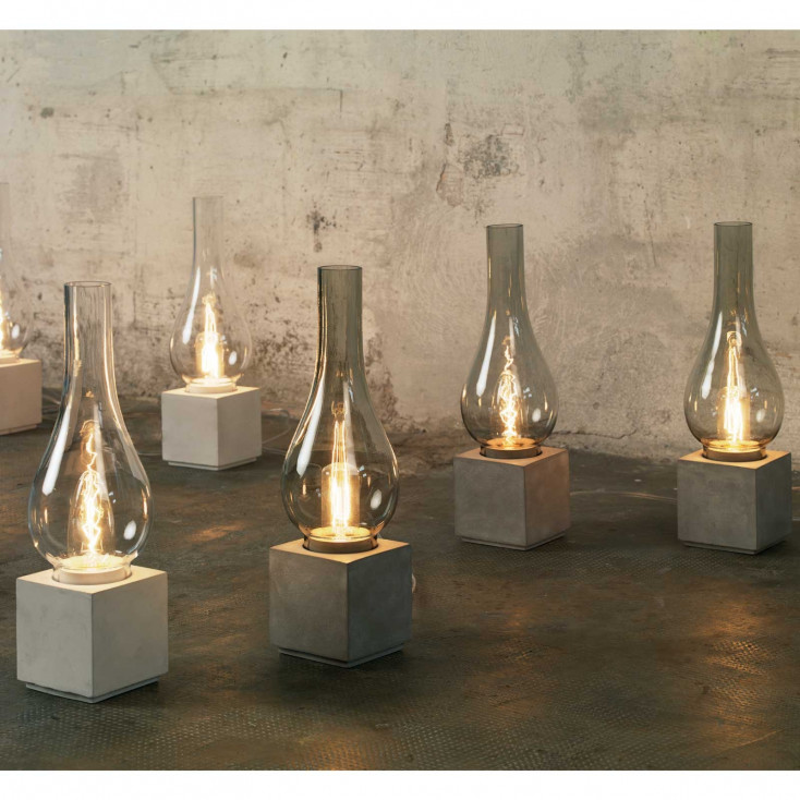 Lampada da tavolo