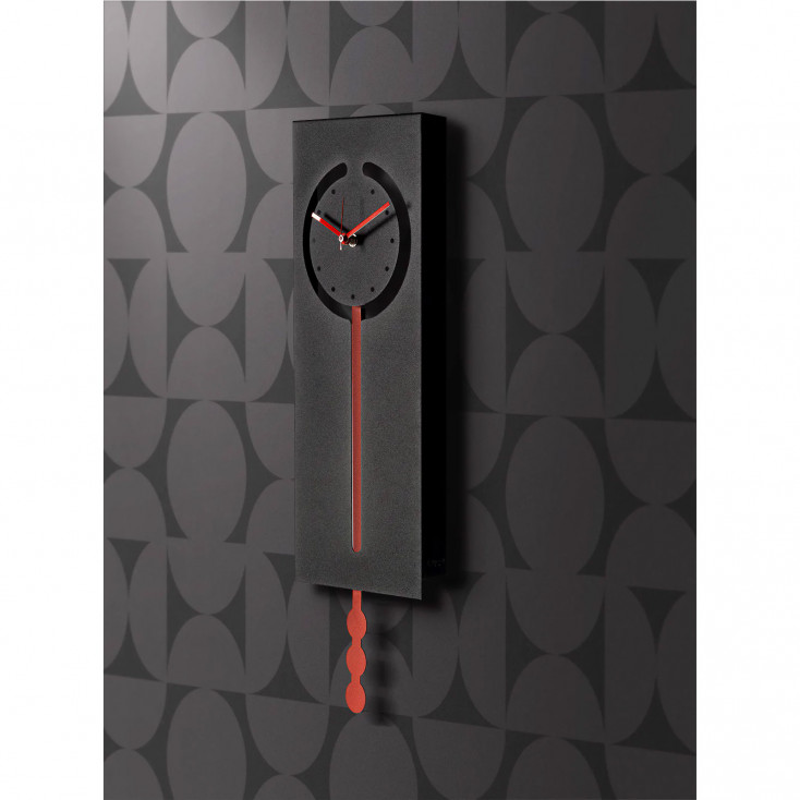 Orologio da parete a pendolo in metallo rettangolare dal design moderno