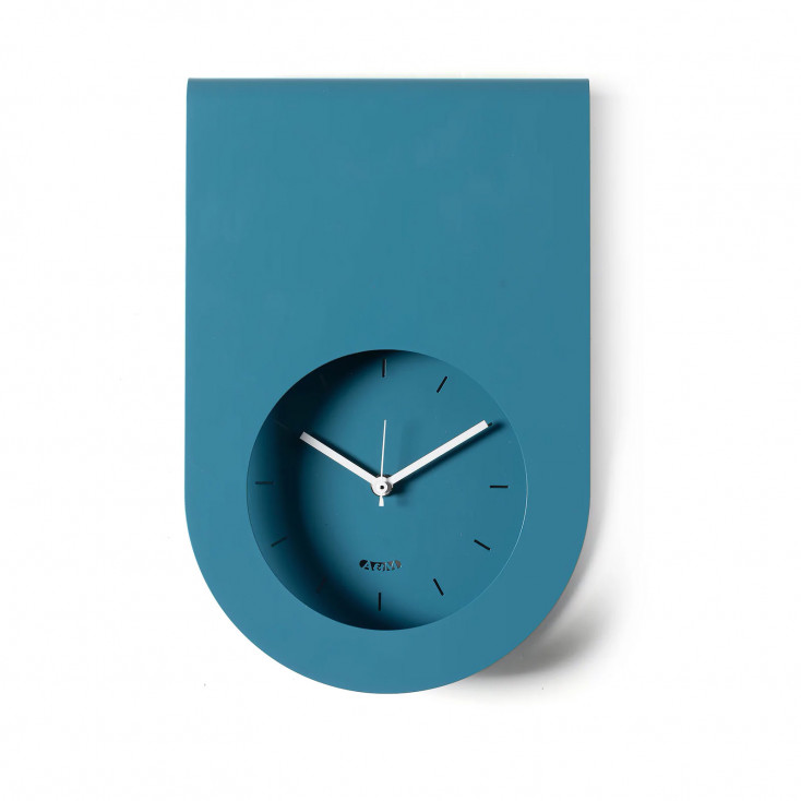 Orologio da parete moderno in metallo con design minimale e quadrante incassato
