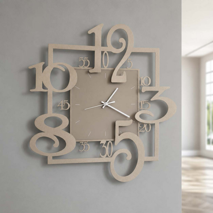 Orologio da parete in metallo design particolare