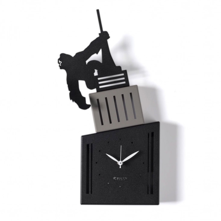 Orologio da parete di design in metallo
