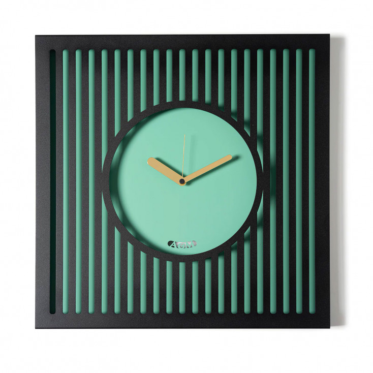 Orologio da parete moderno in metallo con quadrante circolare cornice traforata