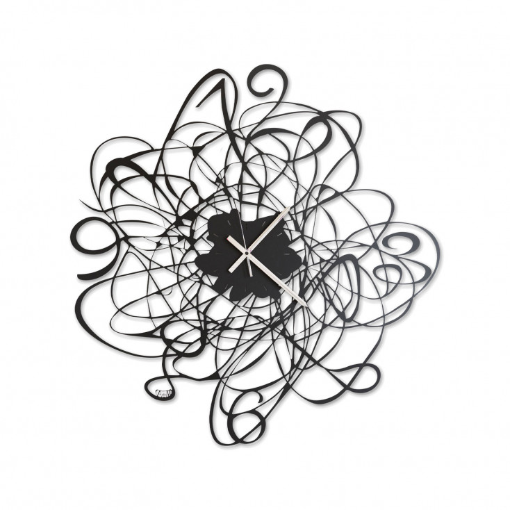 Orologio da parete in metallo dal design moderno