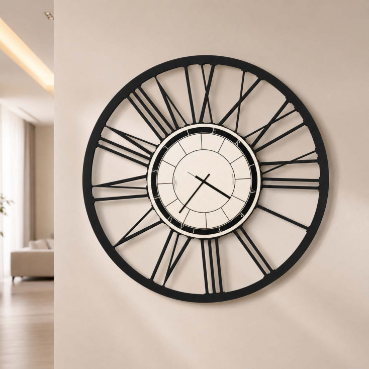 Orologio da parete in stile moderno con numeri romani in metallo