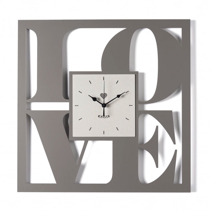 Orologio da parete moderno in metallo dal design moderno