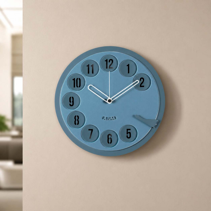 Orologio da parete rotondo dal design vintage con numeri in rilievo