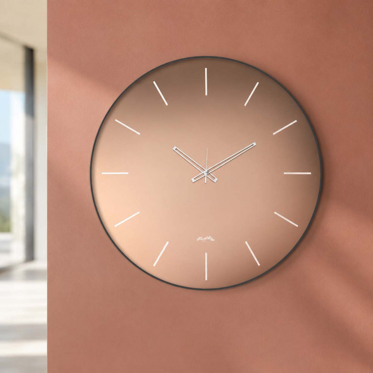 Orologio da parete rotondo in metallo con quadrante in vetro di design