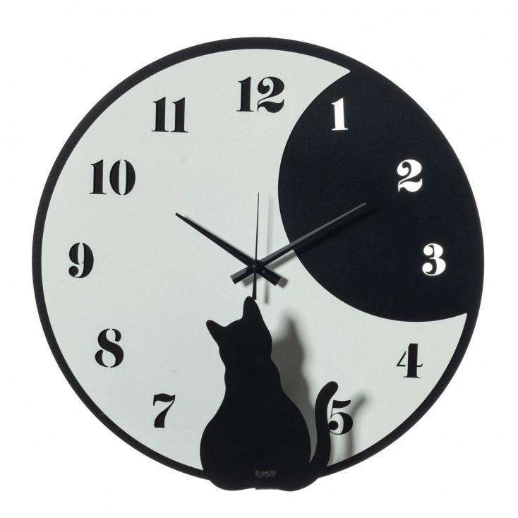 Orologio da parete rotondo in metallo con design moderno e silhouette di gatto