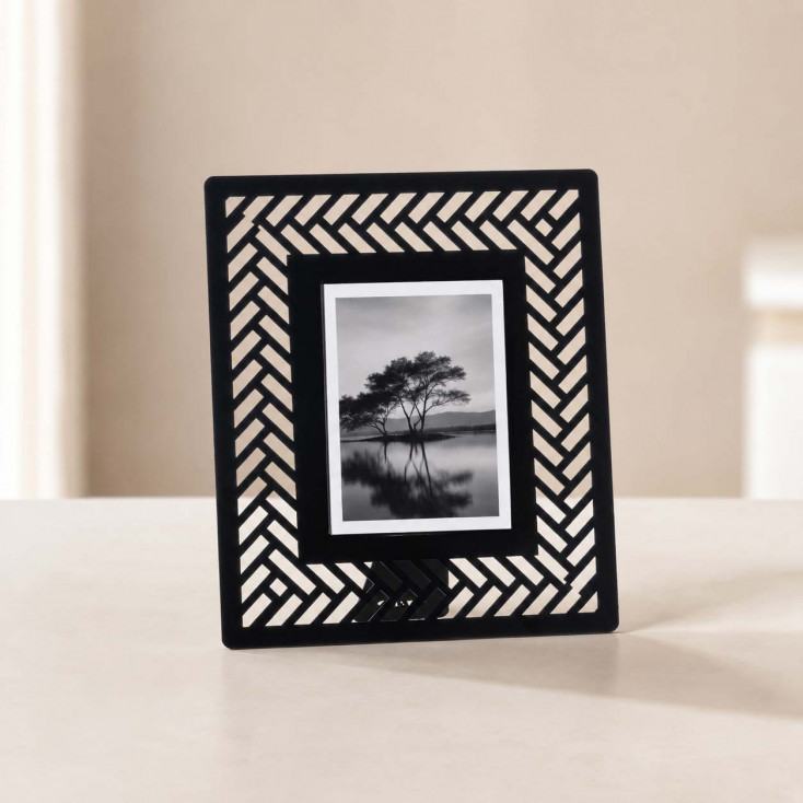 Portafoto da tavolo con cornice in metallo dal design moderno