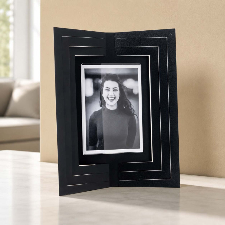 Portafoto da tavolo con cornice in metallo moderna