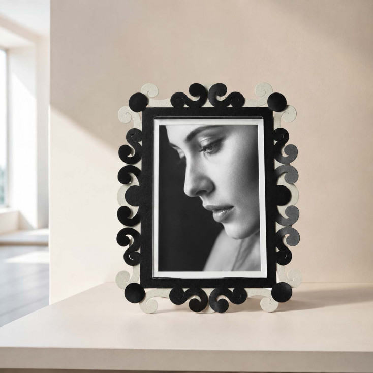 Portafoto grande in metallo di design