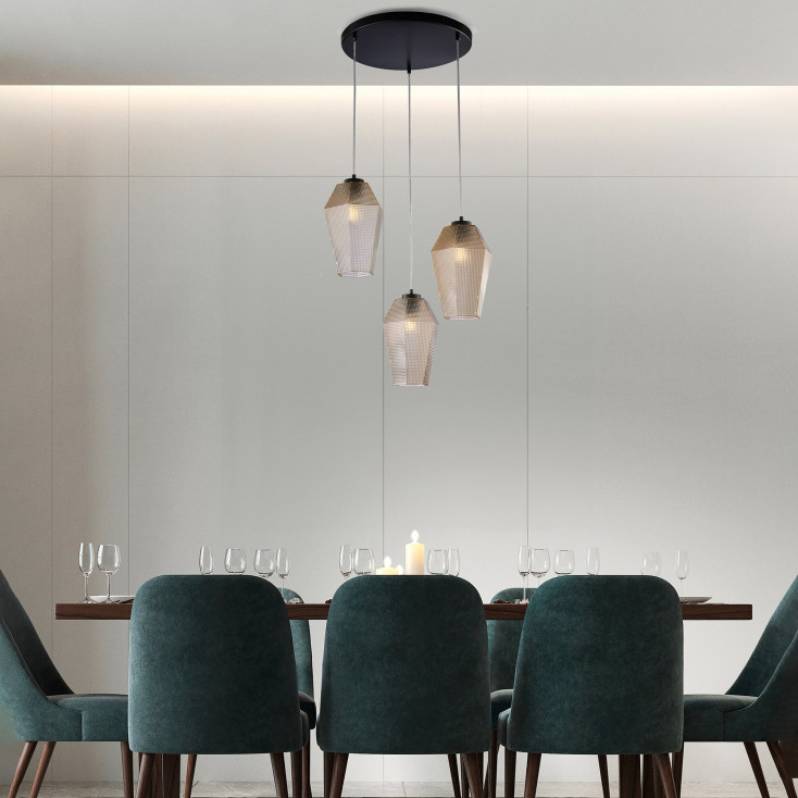 Lampada a sospensione in metallo con tre diffusori in vetro dal design moderno