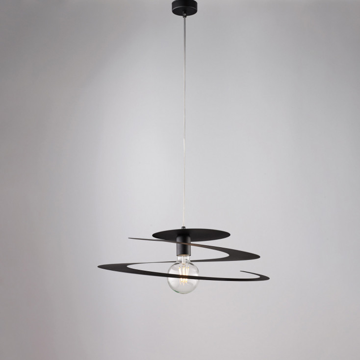 Lampada a sospensione moderna con struttura e diffusore in metallo