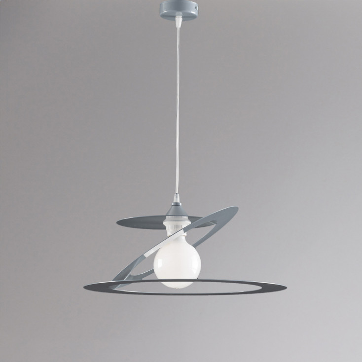 Lampada a sospensione singola dalle linee moderne con struttura in metallo