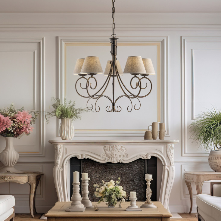 Lampadario grande dalle linee classiche con paralumi in tessuto