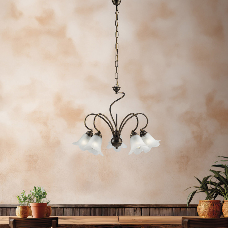 Lampadario grande dalle linee classiche diffusori in vetro