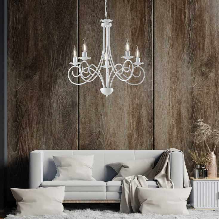 Lampadario medio con struttura in metallo dalle linee classiche