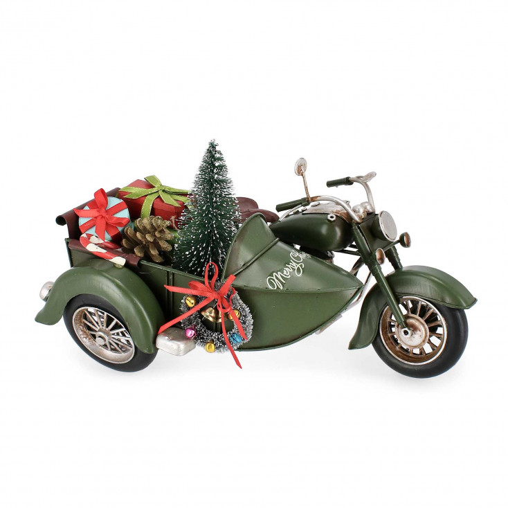 Decorazione natalizia sidecar con pino e regali
