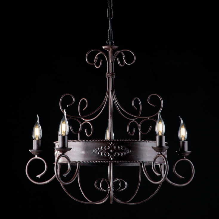 Lampadario classico in metallo 5 luci con fregi e particolari lavorati a mano