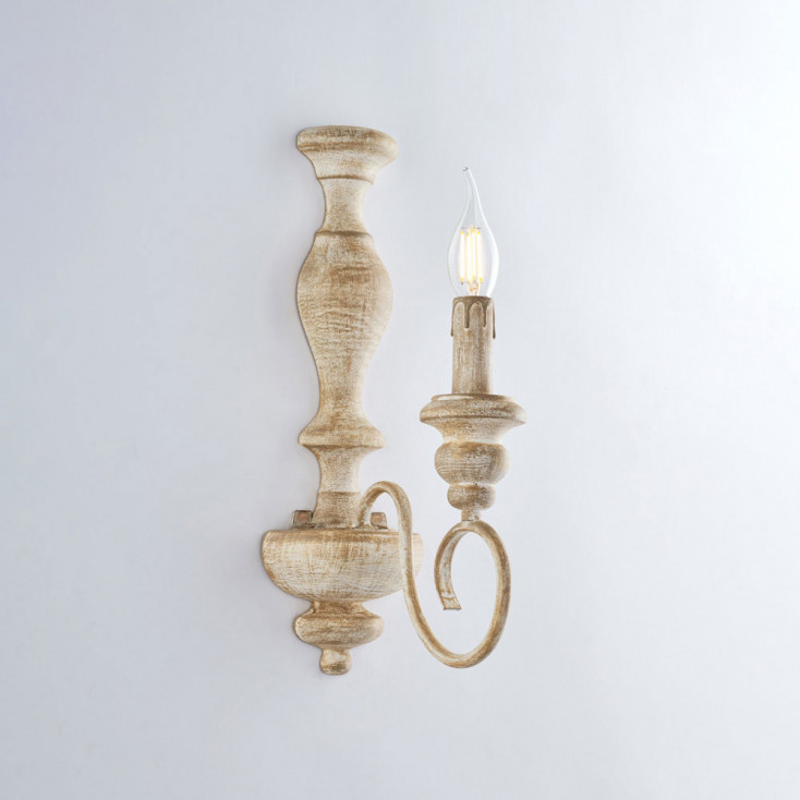 Applique classica da parete con diffusore singolo e struttura in metallo