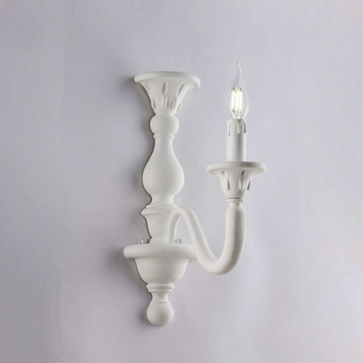 Applique da parete classica con struttura in legno con braccio singolo