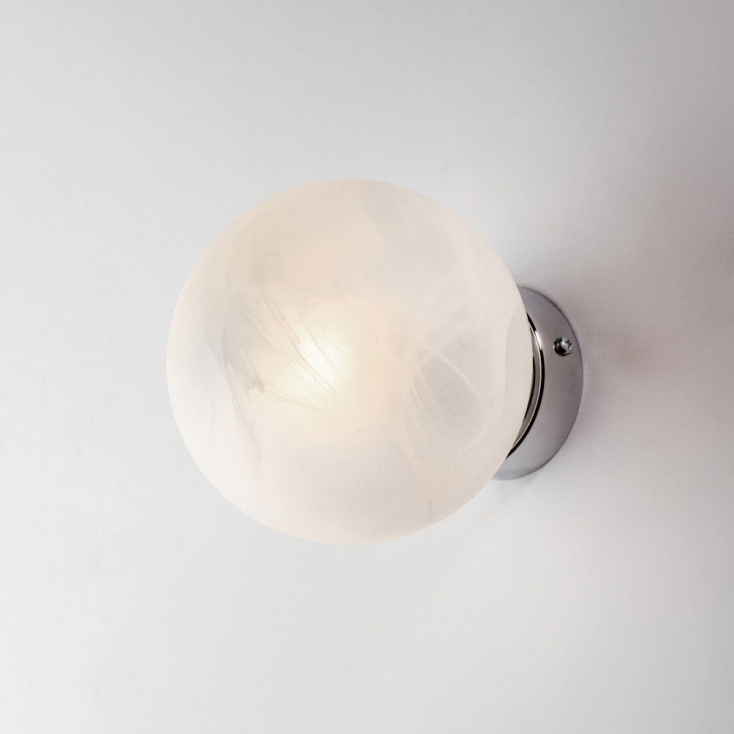 Applique da parete con diffusore in vetro dal design moderno ed elegante