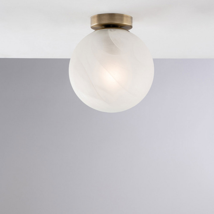 Lampada a soffitto con diffusore in vetro dal design moderno ed elegante