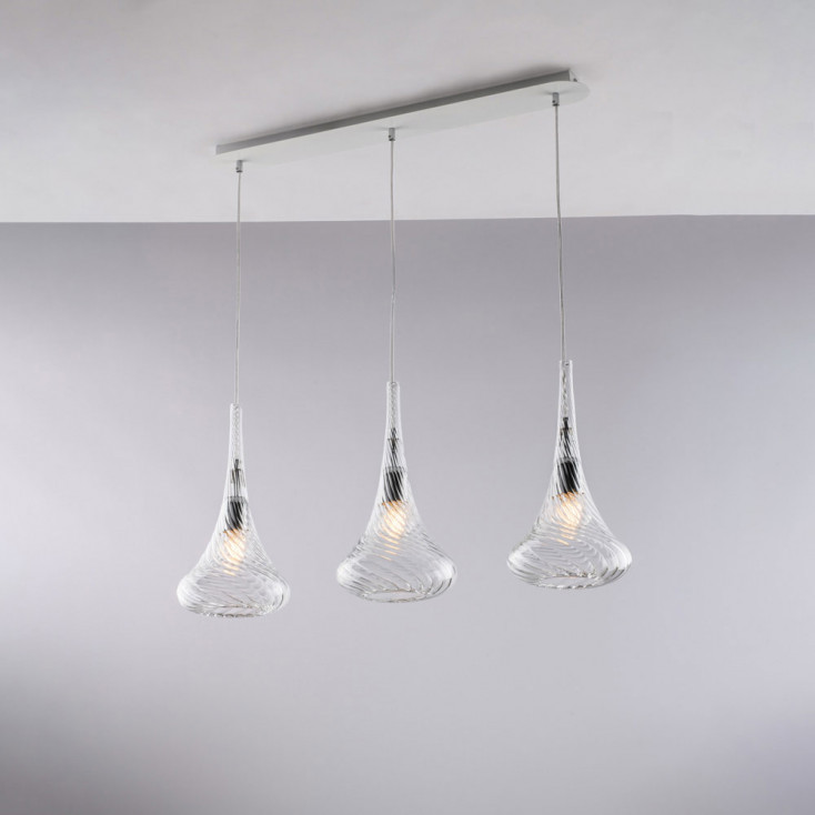 Lampada a sospensione con 3 diffusori lineari in vetro dal design moderno