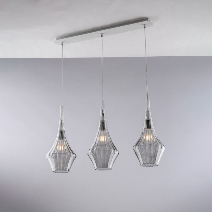 Lampada a sospensione con 3 diffusori lineari in vetro dal design moderno