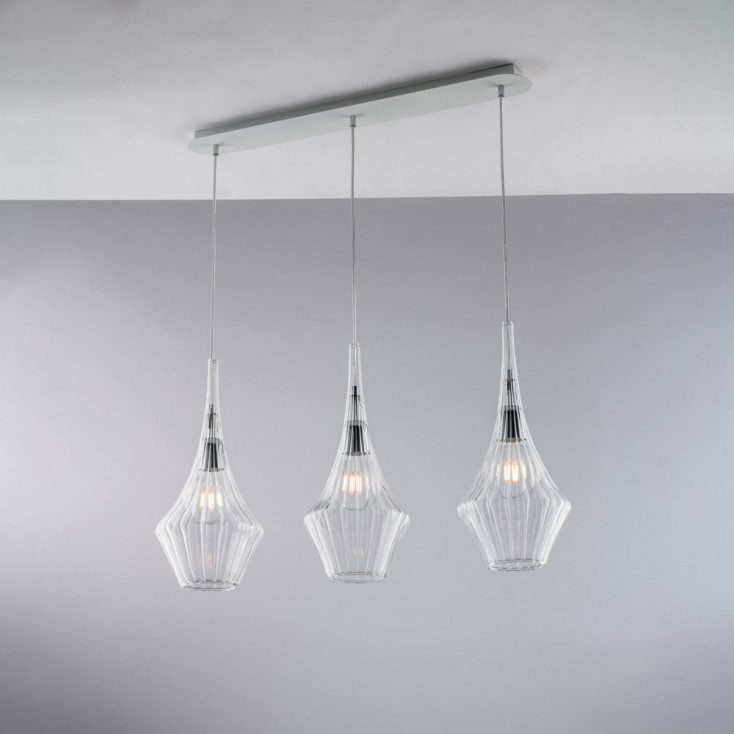 Lampada a sospensione con 3 diffusori lineari in vetro dal design moderno