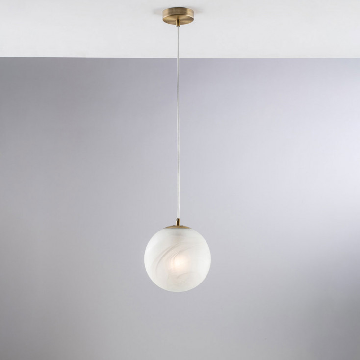 Lampada a sospensione con diffusore in vetro dal design moderno ed elegante