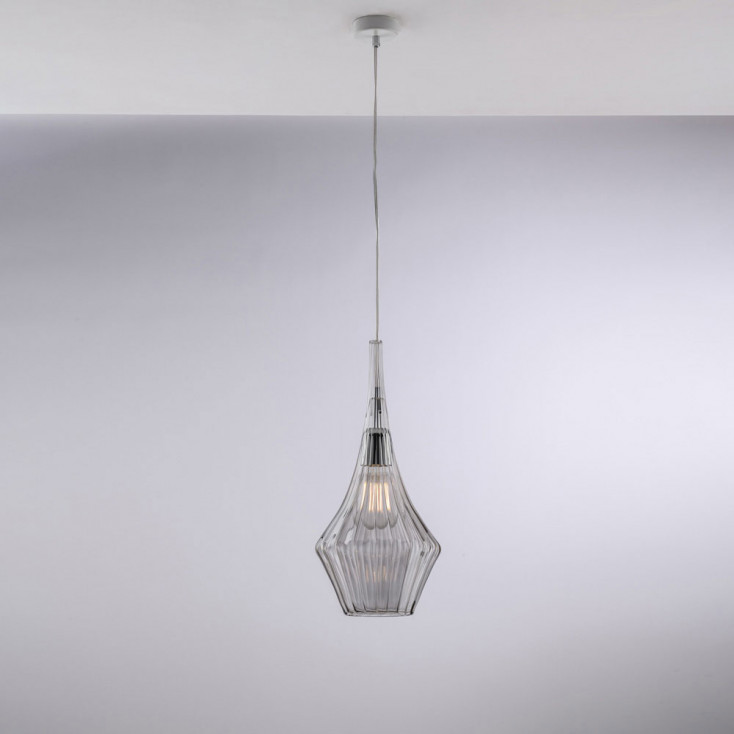 Lampada a sospensione con singolo diffusore in vetro dal design moderno