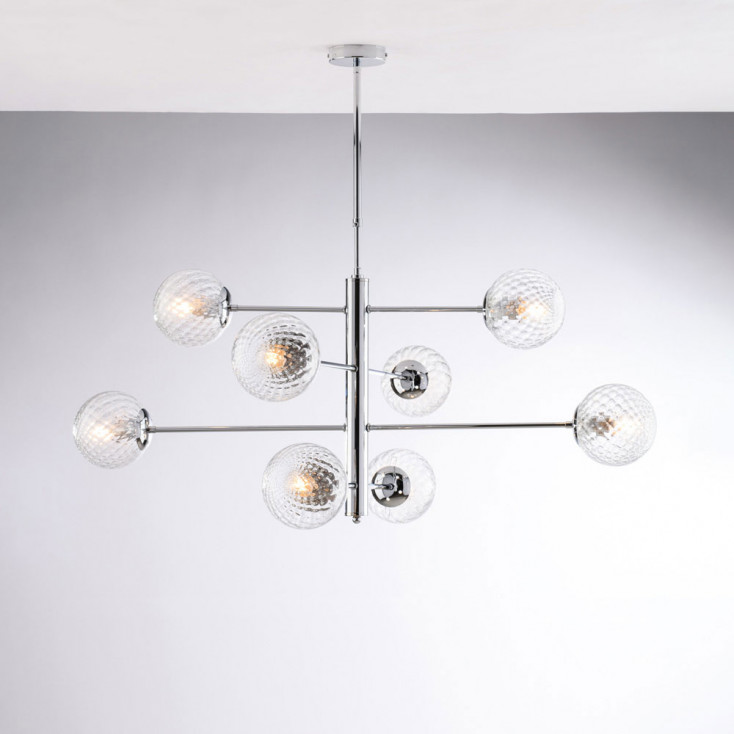 Lampadario grande in metallo con 8 diffusori dal design moderno ed elegante