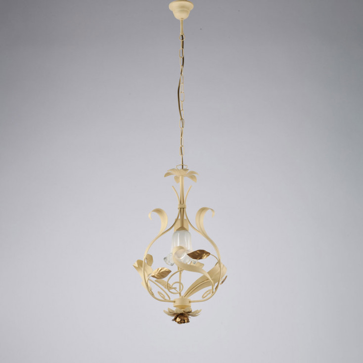 Lampadario classico con diffusore in vetro e struttura in metallo regolabile