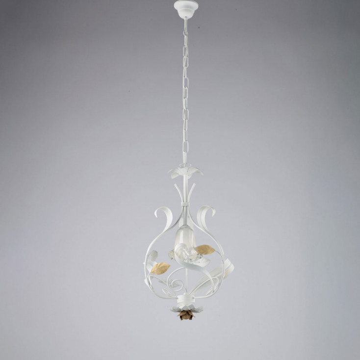 Lampadario classico con diffusore in vetro e struttura in metallo regolabile