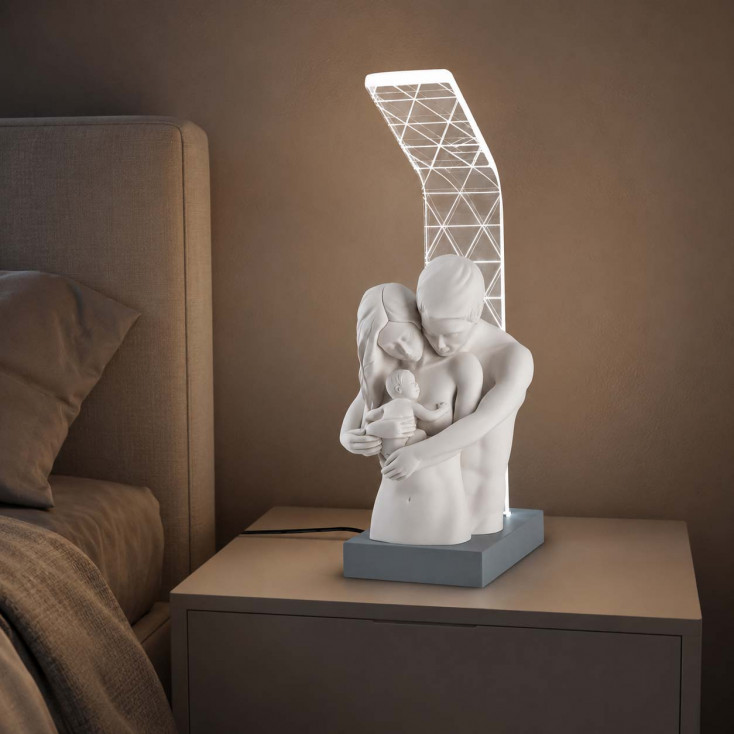 Lampada da comodino LED moderna con scultura maternità