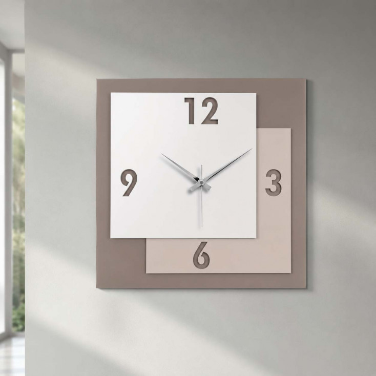 Orologio da parete quadrato in legno a pannelli sovrapposti in stile moderno