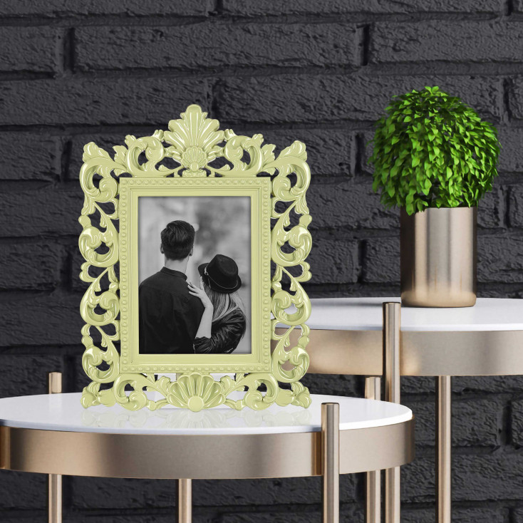 Portafoto da tavolo barocco in marmorino dal design moderno ed elegante