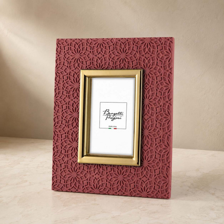 Portafoto in marmorino floreale da tavolo dal design moderno ed elegante