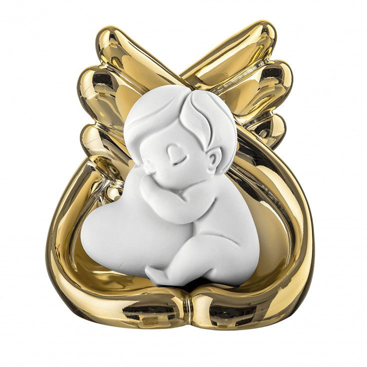 Scultura in marmorino con bambino che abbraccia un cuore