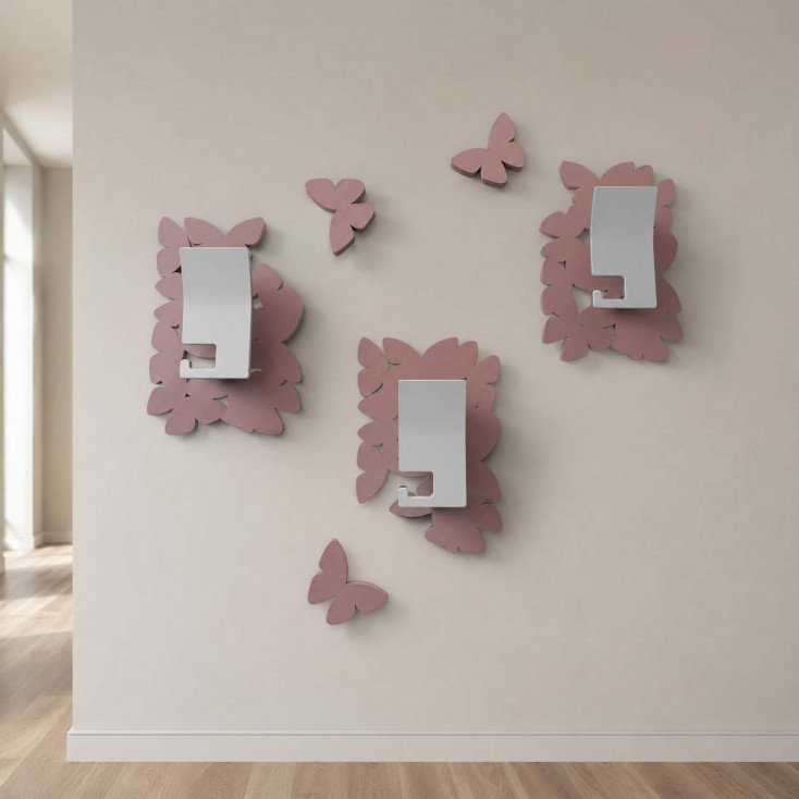 Appendiabiti a muro in legno dal design moderno con 3 ganci con farfalle