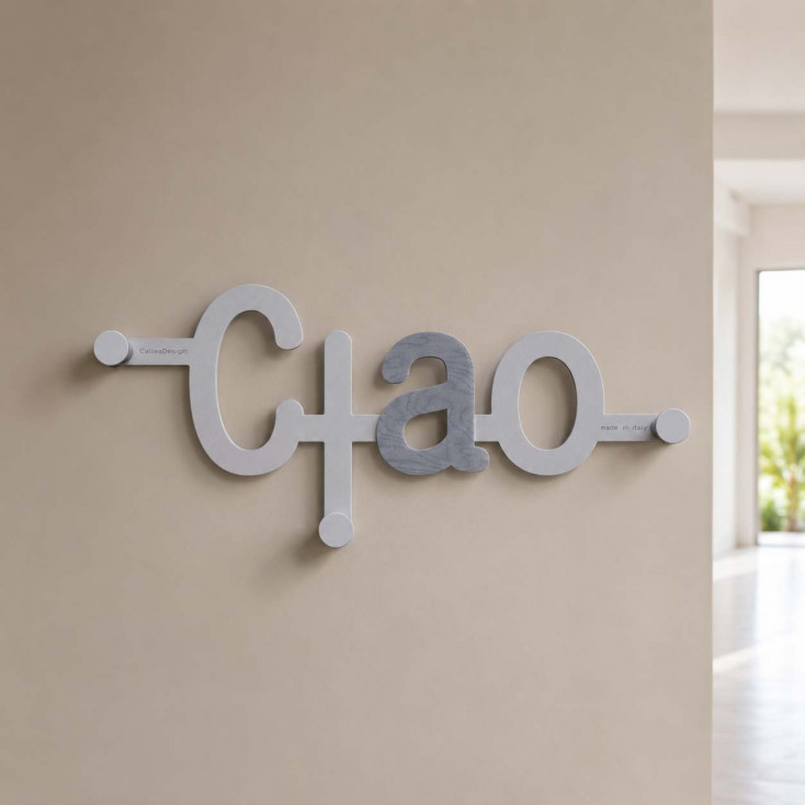 Appendino per camera bambini con scritta ciao in legno e 3 ganci