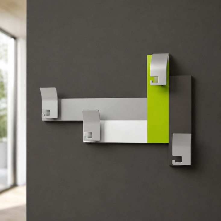 Attaccapanni da parete particolare in legno dal design moderno